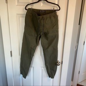 American Eagle Green Joggers